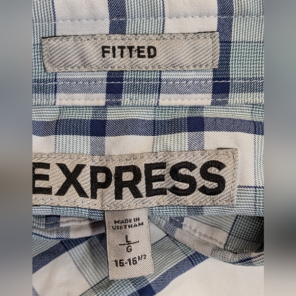 Express Fitted Performance Stretch Button Down - Picture 10 of 12